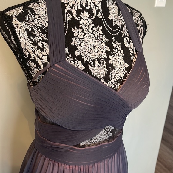 BETSY & ADAM formal dress . NEW size 6 - Picture 2 of 4
